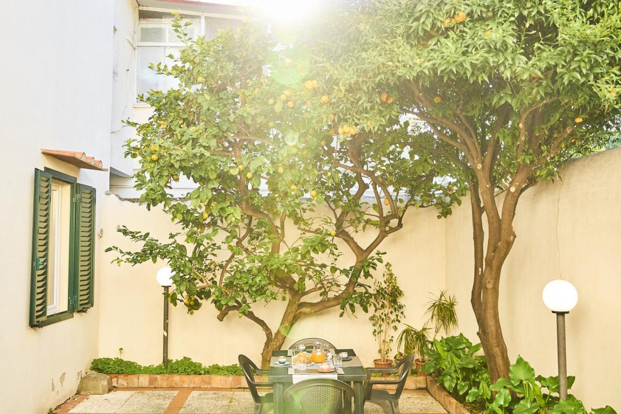 ✦ Garden House In Centro - Free Parking ✦ Apartment Livorno Ngoại thất bức ảnh