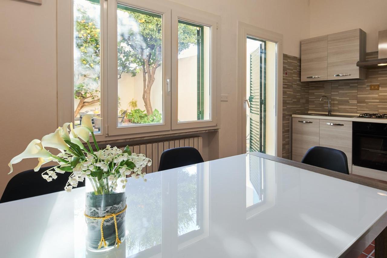 ✦ Garden House In Centro - Free Parking ✦ Apartment Livorno Ngoại thất bức ảnh