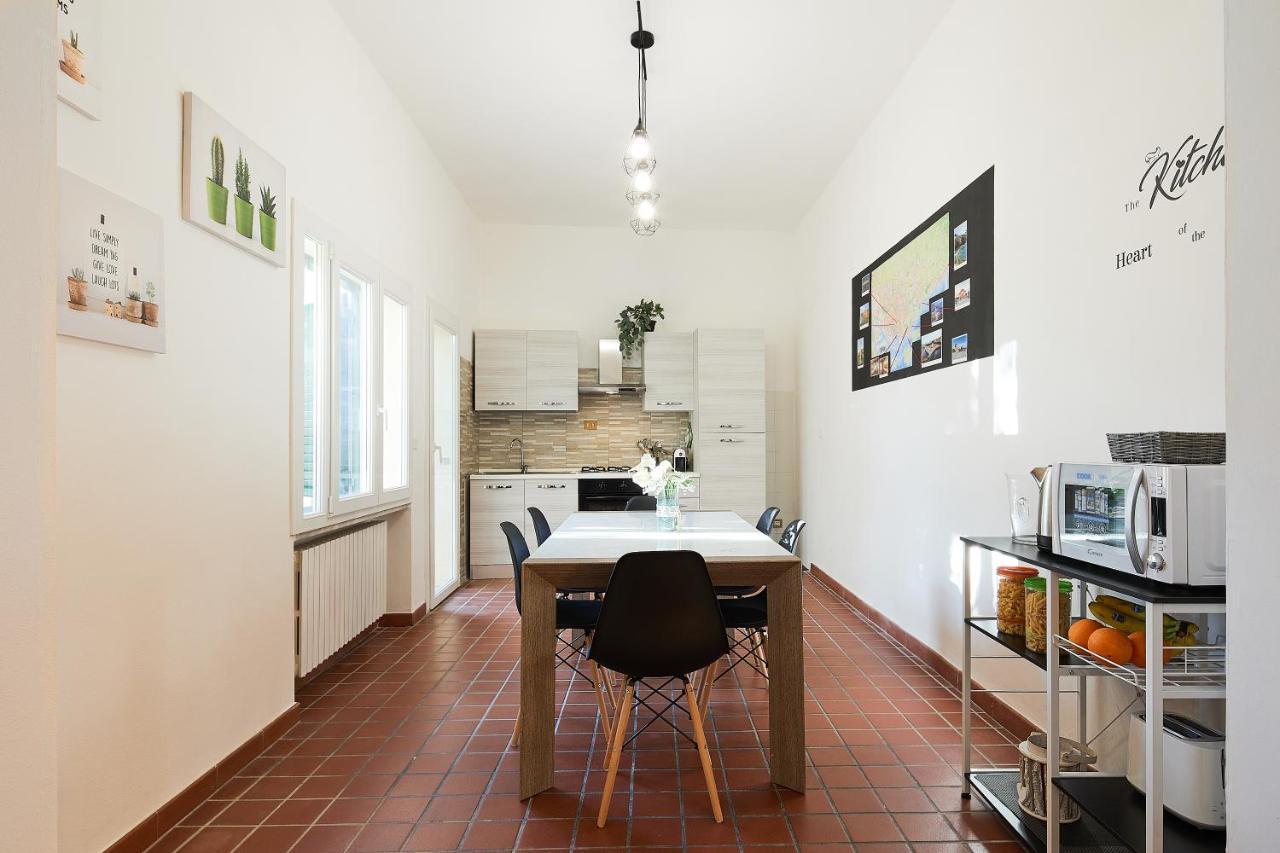 ✦ Garden House In Centro - Free Parking ✦ Apartment Livorno Ngoại thất bức ảnh